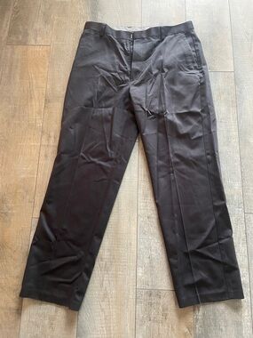 Dockers Men's Black Flat-Front Dress Pants